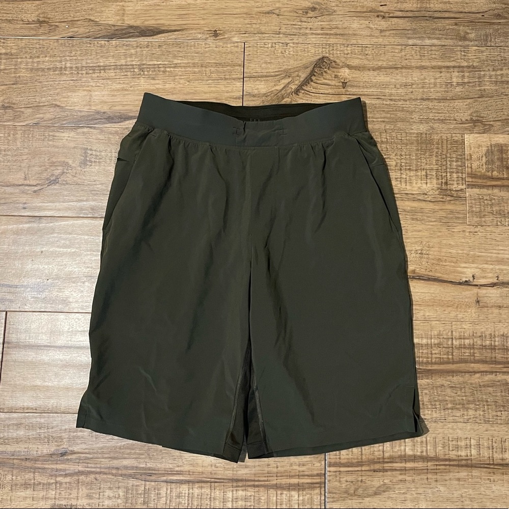 Lululemon men’s shorts